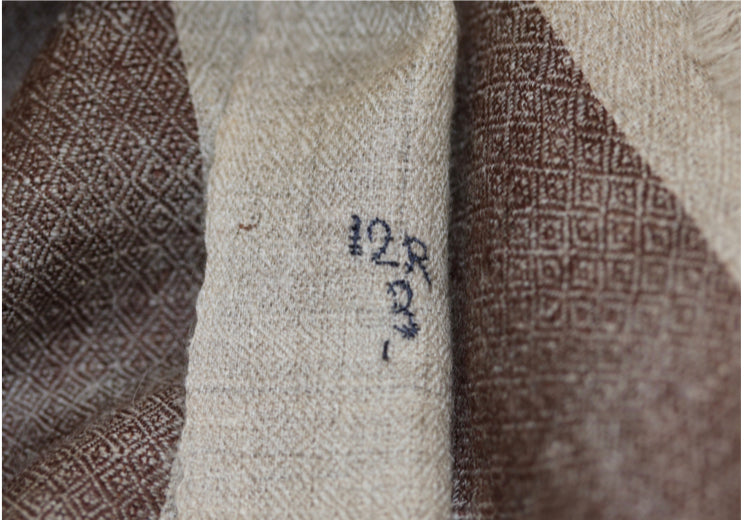 Original Pure Pashmina scarf with artisan's signature